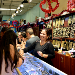 Gloria Jewelry - Redland Market Village